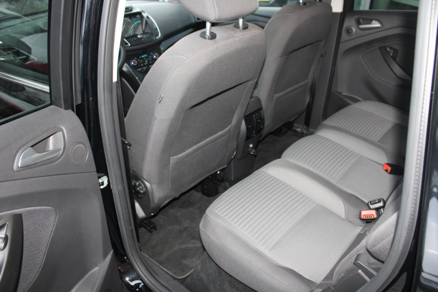 Ford C-MAX 1.0 Titanium 125pk | Stoelverwarming | Trekhaak | Camera | Xenon