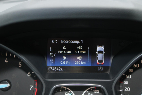 Ford C-MAX 1.0 Titanium 125pk | Stoelverwarming | Trekhaak | Camera | Xenon