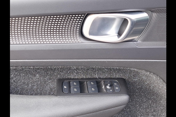 Volvo XC40 Recharge P8 AWD R-Design | SOH: nnb | Alcantara | Adaptive CC | Camera | Blindspot |