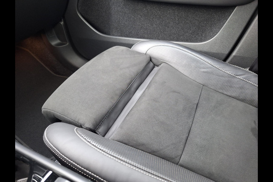 Volvo XC40 Recharge P8 AWD R-Design | SOH: nnb | Alcantara | Adaptive CC | Camera | Blindspot |