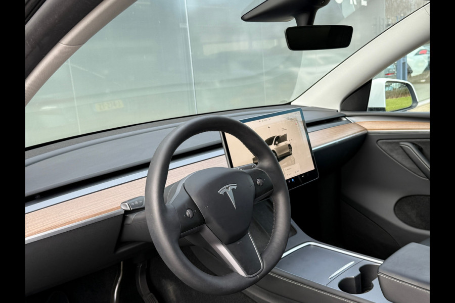 Tesla Model Y Long Range AWD 75 kWh 94% SOH FSD Dealer Onderhouden