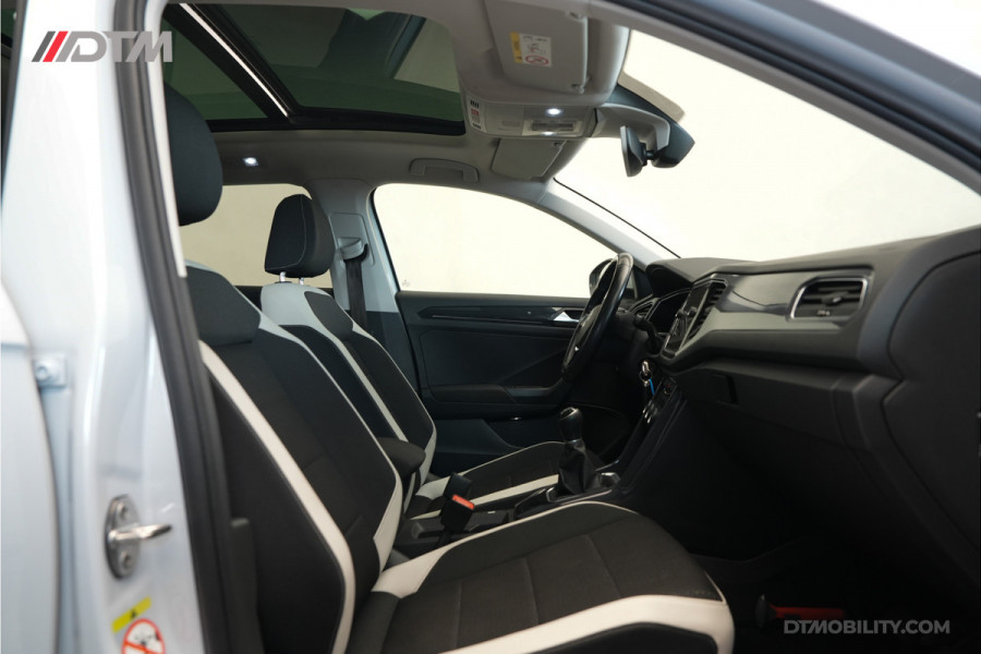 Volkswagen T-Roc 1.5TSi Sport | Panoramadak | Virtual