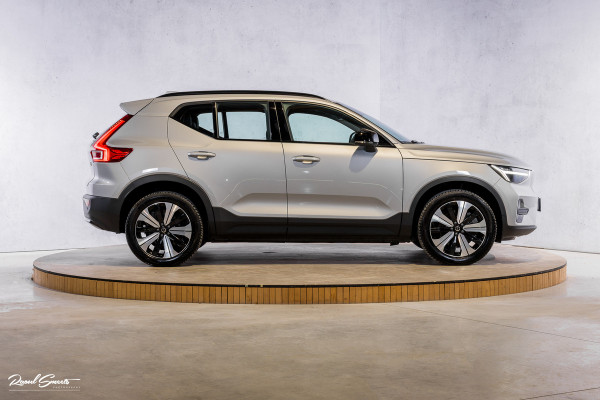 Volvo XC40 Recharge Plus | Adaptieve Cruise | Blis | Zwenkbare trekhaak | Actieve bochtverlichting |