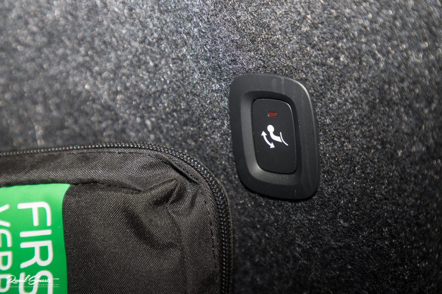 Volvo XC40 Recharge Plus | Adaptieve Cruise | Blis | Zwenkbare trekhaak | Actieve bochtverlichting |