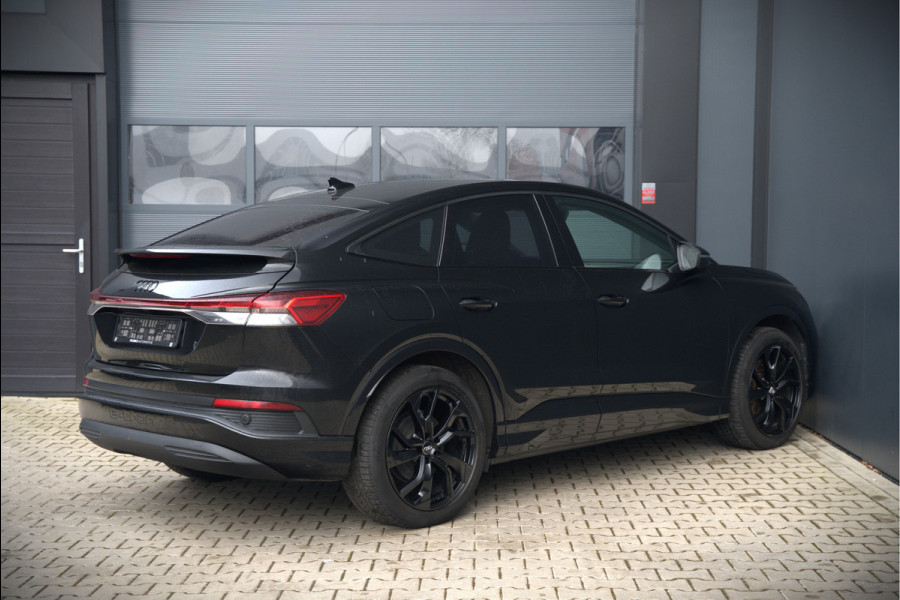 Audi Q4 Sportback e-tron 40 Launch edition Advanced Plus 77 kWh | S-Line | Sonos | Stoelverwarming | Adaptive Cruise Control | Camera | Apple Carplay | Navigatie | Keyless | RS Seats | Leer | Matrix LED |