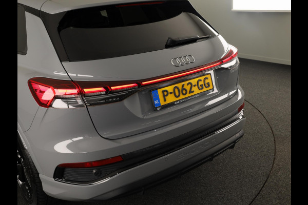 Audi Q4 e-tron 40 Launch edition S Competition 77 kWh 204 pk | SoH 97% | Navigatie | Warmtepomp | Parkeersensoren | Achteruitrijcamera | Stoelverwarming | S-Line |