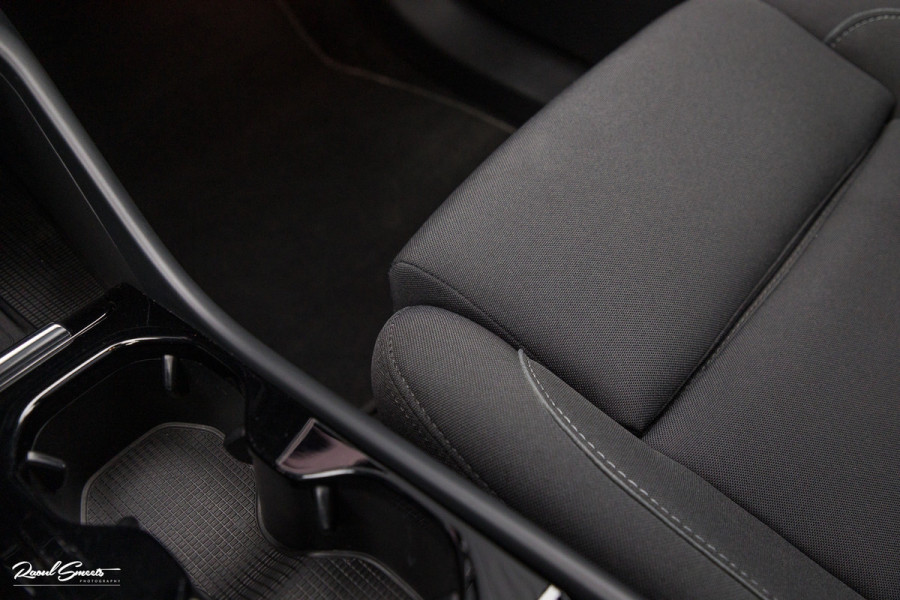 Volvo XC40 Recharge Ultimate 70 kWh | Adaptieve cruise | Panorama dak | Matrix led | Harman Kardon |