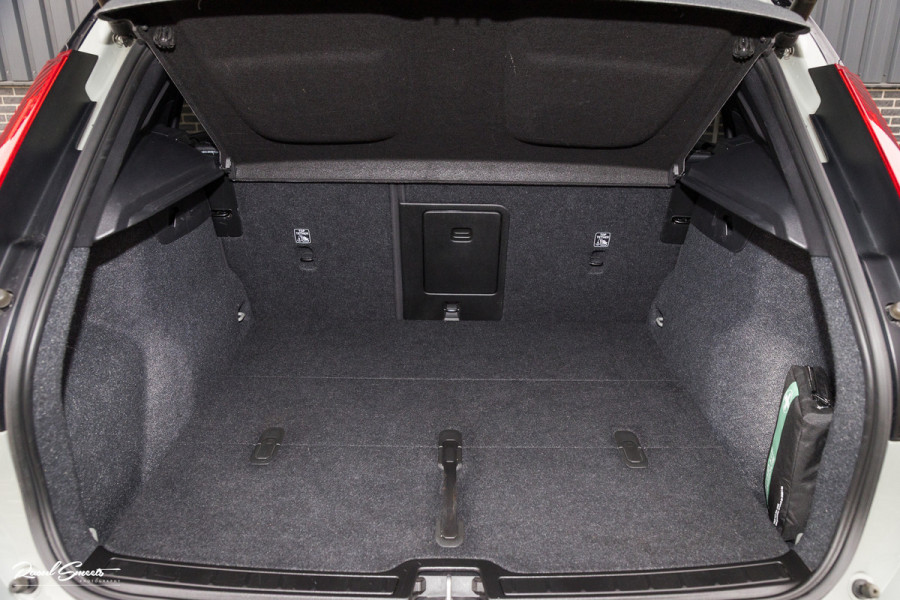 Volvo XC40 Recharge Ultimate 70 kWh | Adaptieve cruise | Panorama dak | Matrix led | Harman Kardon |