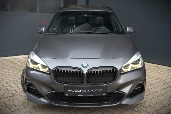 BMW 2 Serie Gran Tourer 218i 7p. High Executive M Sport | Panoramadak | Stoelverwarming | Trekhaak | Adaptive LED | HIFI | Apple Carplay | Cruise Control | Climate Control | Keyless |