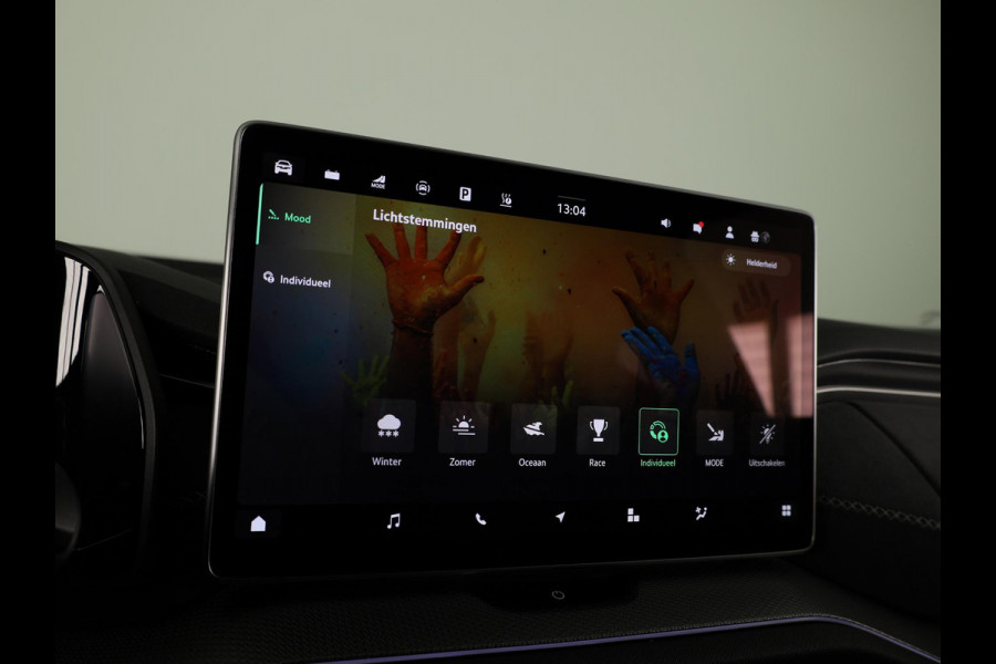 Škoda Kodiaq 1.5 TSI PHEV Sportline Business 204 pk Automaat (DSG) | Verlengde garantie | Navigatie | Panoramadak | Trekhaak (wegklapbaar) | Parkeersensoren | Achteruitrijcamera | Stoelverwarming v/a |