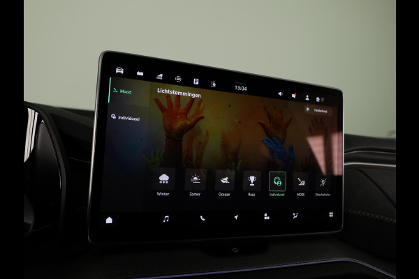 Škoda Kodiaq 1.5 TSI PHEV Sportline Business 204 pk Automaat (DSG) | Verlengde garantie | Navigatie | Panoramadak | Trekhaak (wegklapbaar) | Parkeersensoren | Achteruitrijcamera | Stoelverwarming v/a |