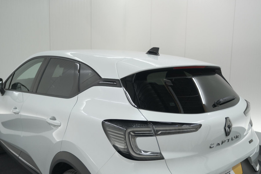 Renault Captur 1.6 E-Tech Full Hybrid 145 Techno | Pack Winter | Navigatie | Camera | Apple Carplay