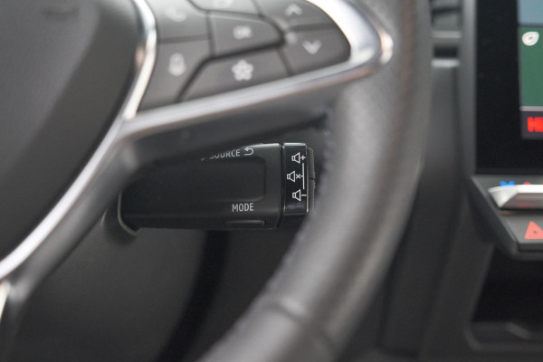 Renault Captur 1.6 E-Tech Full Hybrid 145 Techno | Pack Winter | Navigatie | Camera | Apple Carplay