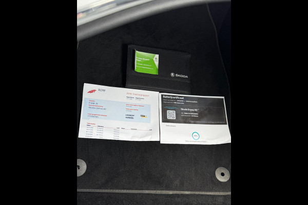 Škoda ENYAQ iV 80 Comfortline, electr. trekhaak, vele opties,soh 95 %, stoel verwarming , camera, 1 e eigenaar, NL auto met nap