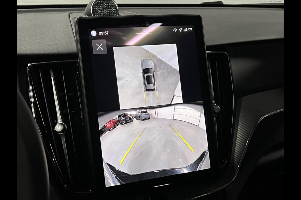 Volvo XC60 2.0 T8 Plug-in hybrid AWD Black Edition Luchtvering | Massage | Bowers & Wilkins | Adapt. Cruise | Open dak | Head-up | 360 camera | Stoelventilatie /-verwarming