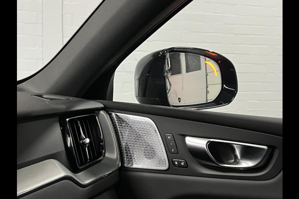 Volvo XC60 2.0 T8 Plug-in hybrid AWD Black Edition Luchtvering | Massage | Bowers & Wilkins | Adapt. Cruise | Open dak | Head-up | 360 camera | Stoelventilatie /-verwarming