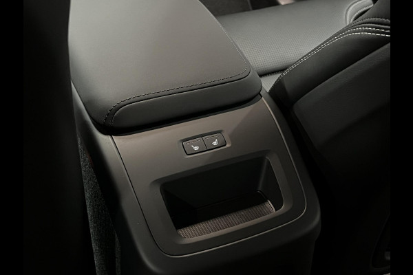 Volvo XC60 2.0 T8 Plug-in hybrid AWD Black Edition Luchtvering | Massage | Bowers & Wilkins | Adapt. Cruise | Open dak | Head-up | 360 camera | Stoelventilatie /-verwarming