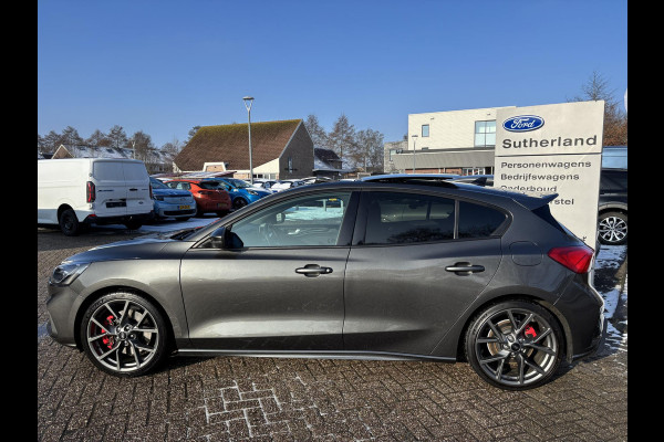 Ford Focus 2.3 EcoBoost ST-3 280pk  | Panoramadak | Winter Pack | Adaptive LED | Adaptive cruise control | Achteruitrijcamera | Bang&Olufsen | Head up Display