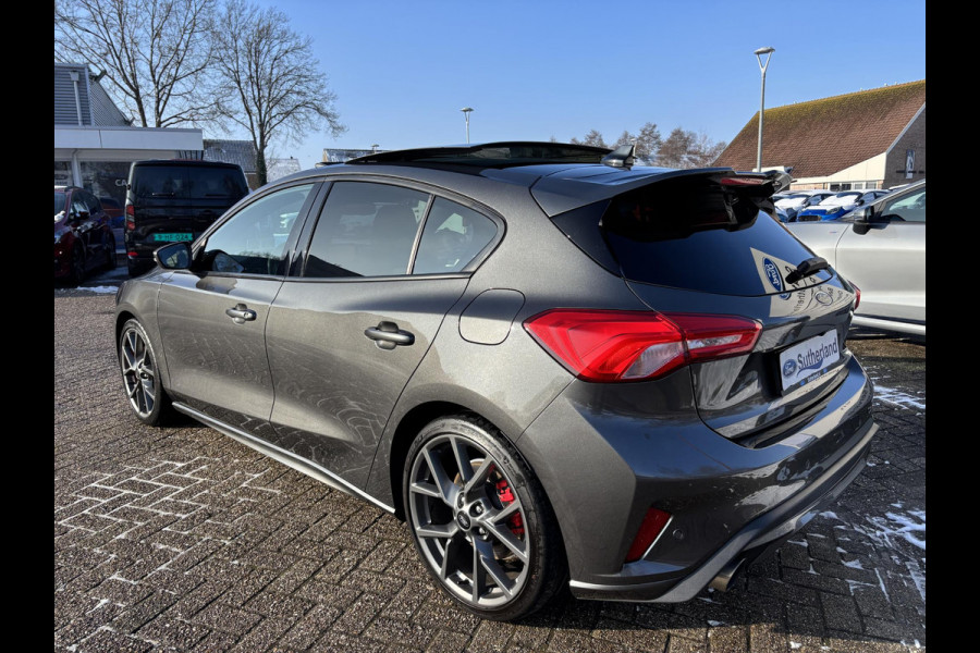 Ford Focus 2.3 EcoBoost ST-3 280pk  | Panoramadak | Winter Pack | Adaptive LED | Adaptive cruise control | Achteruitrijcamera | Bang&Olufsen | Head up Display