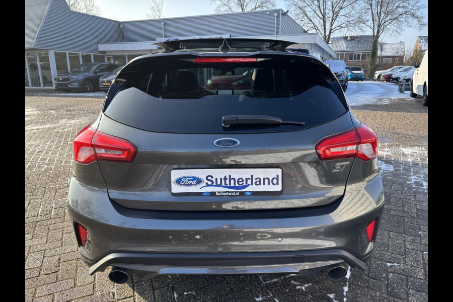 Ford Focus 2.3 EcoBoost ST-3 280pk  | Panoramadak | Winter Pack | Adaptive LED | Adaptive cruise control | Achteruitrijcamera | Bang&Olufsen | Head up Display
