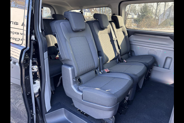 Ford Transit Custom 340 2.5 PHEV L2H1 Limited | SCI | 233pk | Kombi | Incl. BTW/BPM | Dubbele zijschuifdeur | Privacy Glass | Inklapbare trekhaak | 17 inch lichtmetalen velgen | Driver Assistance Pack Premium | Verwarmbaar stuurwiel
