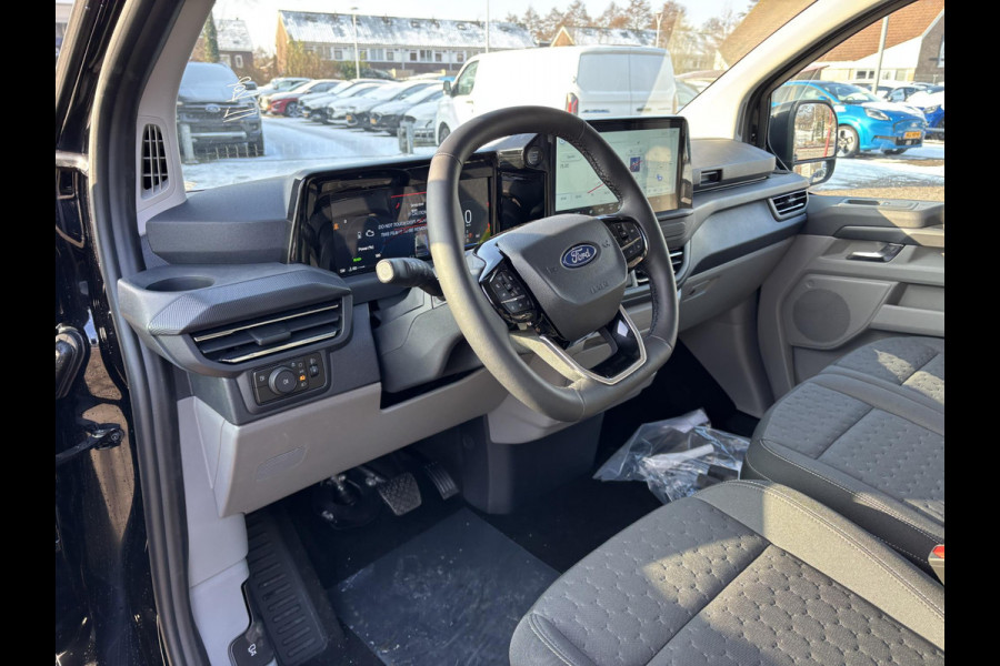 Ford Transit Custom 340 2.5 PHEV L2H1 Limited | SCI | 233pk | Kombi | Incl. BTW/BPM | Dubbele zijschuifdeur | Privacy Glass | Inklapbare trekhaak | 17 inch lichtmetalen velgen | Driver Assistance Pack Premium | Verwarmbaar stuurwiel