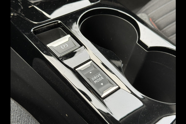 Peugeot e-2008 EV Blue Lease Active 50 kWh | Camera | Navi | LED