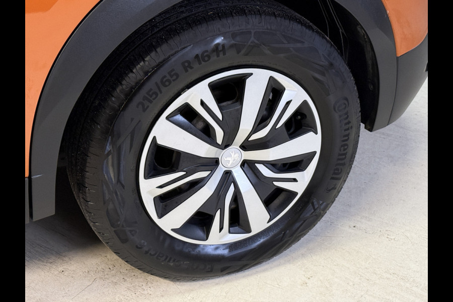 Peugeot e-2008 EV Blue Lease Active 50 kWh | Camera | Navi | LED