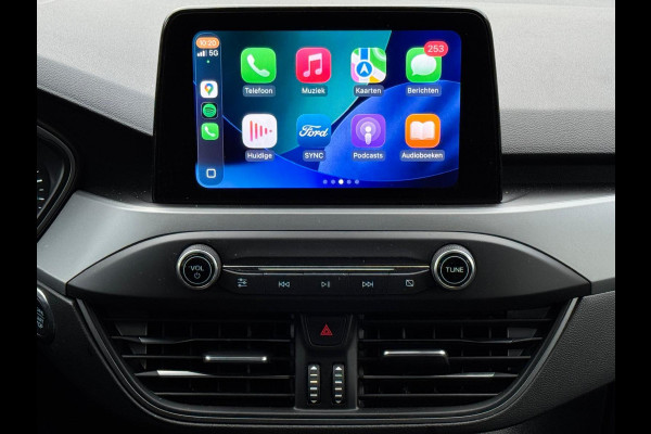 Ford FOCUS Wagon 1.0 EcoBoost Hybrid ST Line Style, achteruitrijcamera, stoelverwarming, dealer onderhouden,e eigenaar,NL auto nap