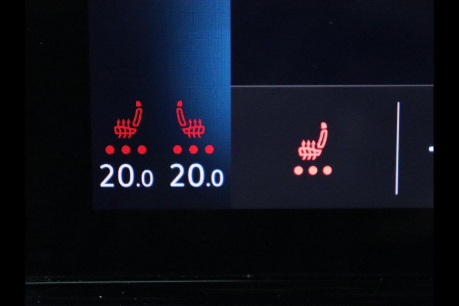 Volkswagen ID.3 First Plus 58 kWh | Trekhaak | Stoel & stuurverwarming | Camera | Adaptive cruise | Sfeerverlichting | Carplay | Matrix LED | Parkeerhulp | Climate control