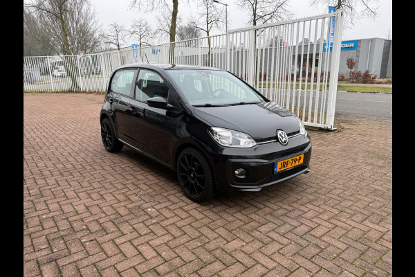 Volkswagen up! 1.0 BMT high up! | Cruise | PDC | 17" LMV