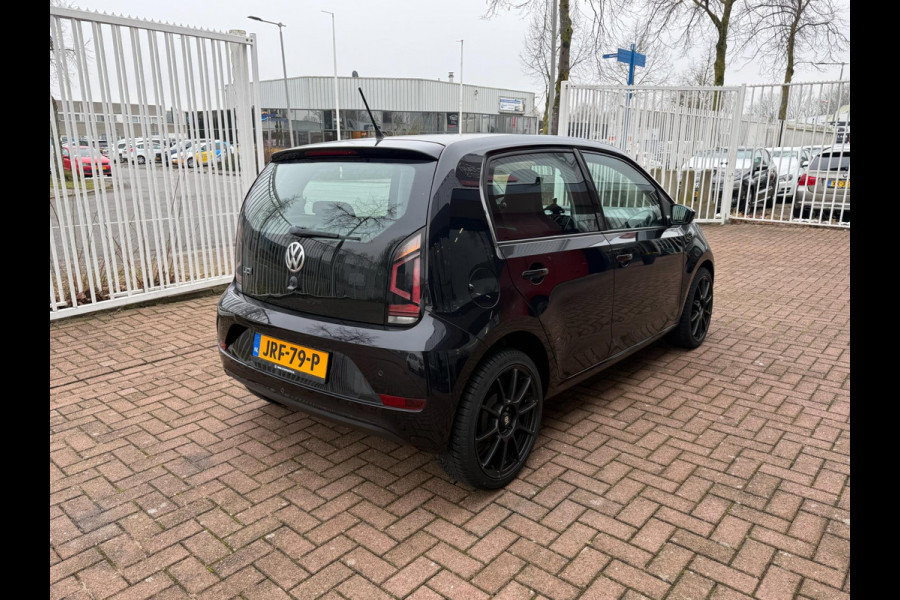 Volkswagen up! 1.0 BMT high up! | Cruise | PDC | 17" LMV