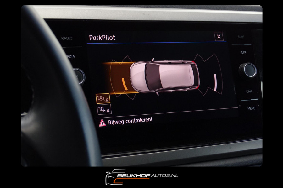 Volkswagen Polo 1.0 TSI Parkeersensor Carplay Navi Adapt Cru