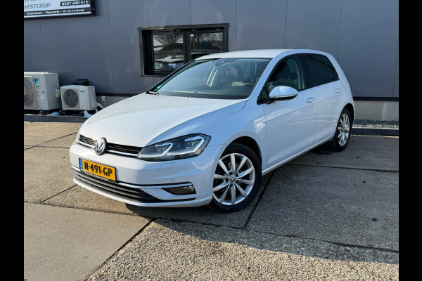 Volkswagen Golf 1.5 TSI Highline Business White silver Hihgline LED NAVI VIRTUALCOCKPIT
