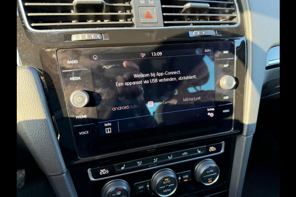 Volkswagen Golf 1.5 TSI Highline Business White silver Hihgline LED NAVI VIRTUALCOCKPIT