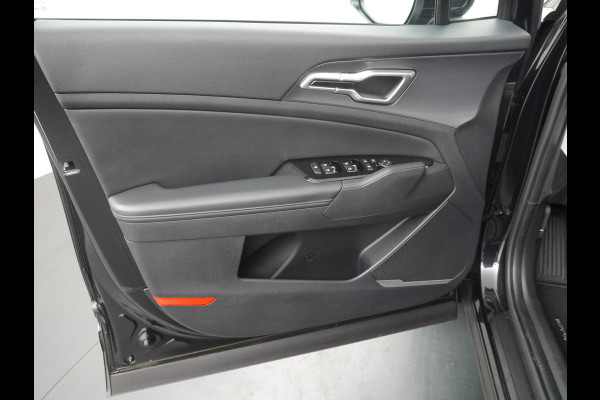 Kia Sportage 1.6 T-GDi Hybrid DynamicPlusLine - Navigatie - Stoel/Stuurverwarming - Lichtmetalen Velgen - Adaptief Cruise Control - Fabrieksgarantie Tot 2030