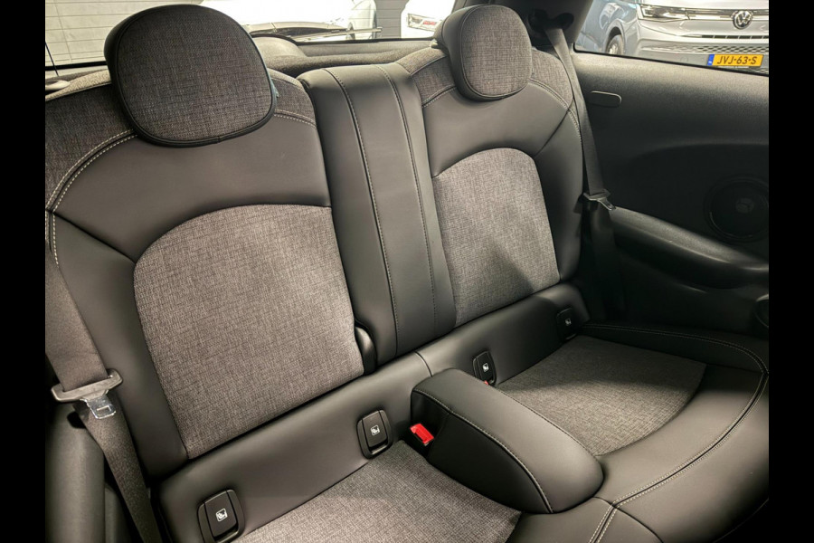 MINI 1.5 Cooper BLACK-EDITION PANO/H-UP/NAVI/CAM/DAB/CARPLAY/H-KARDON///