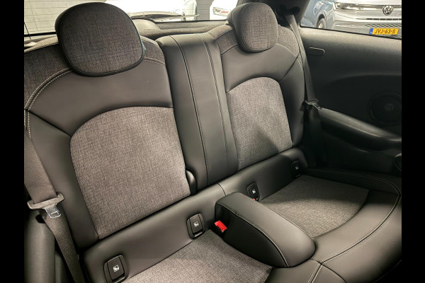 MINI 1.5 Cooper BLACK-EDITION PANO/H-UP/NAVI/CAM/DAB/CARPLAY/H-KARDON///