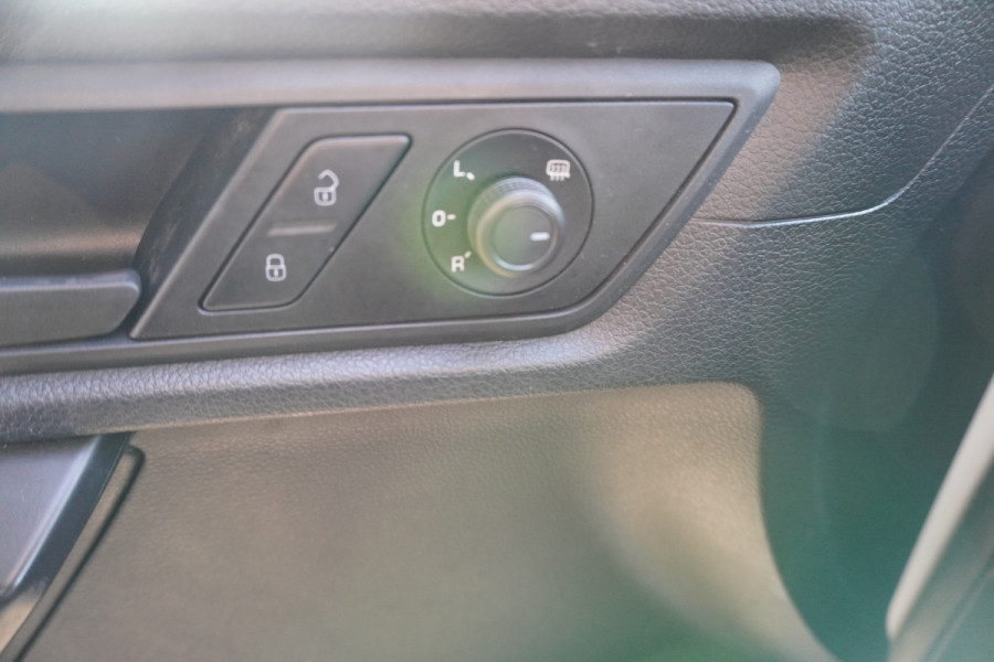 Volkswagen Caddy 2.0 TDI L2H1 BMT Maxi Comfortline nr. V044 | Airco | Cruise | Laadruimte inrichting