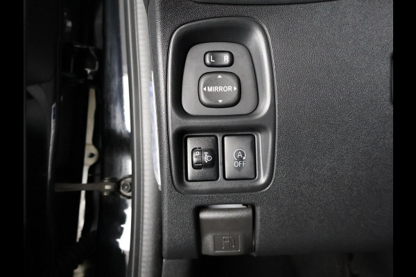 Toyota Aygo 1.0 VVT-i X-PLAY CARPLAY NAVI GARANTIE 2031 1e EIG BIJNA 2021. 100% ONDERHOUDEN .CAMERA.BLACK EDITION