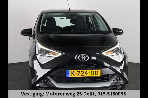 Toyota Aygo 1.0 VVT-i X-PLAY CARPLAY NAVI GARANTIE 2031 1e EIG BIJNA 2021. 100% ONDERHOUDEN .CAMERA.BLACK EDITION