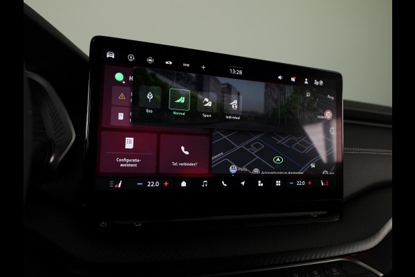 Škoda Octavia Combi Sportline Tour m-HEV 1.5 TSI 150 pk 7 versn. DSG | Schuif/kanteldak | Travel assist | Trekhaak wegklapbaar