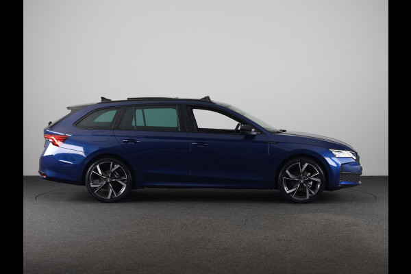 Škoda Octavia Combi Sportline Tour m-HEV 1.5 TSI 150 pk 7 versn. DSG | Schuif/kanteldak | Travel assist | Trekhaak wegklapbaar