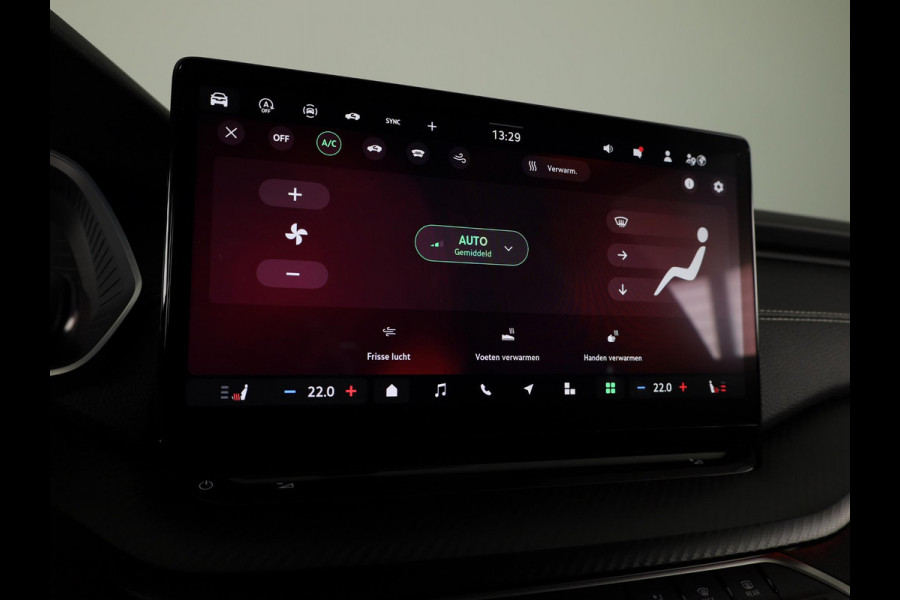 Škoda Octavia Combi Sportline Tour m-HEV 1.5 TSI 150 pk 7 versn. DSG | Schuif/kanteldak | Travel assist | Trekhaak wegklapbaar