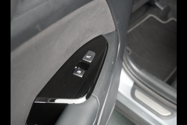 Kia Sportage 1.6 T-GDi MHEV GT-Line - Adaptief Cruise Control - Led Koplampen - Climate Control - Navigatie - Stoel/Stuurverwarming - Fabrieksgarantie Tot 2031