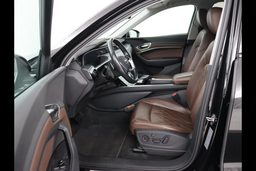 Audi e-tron 55 quattro Business edition | SOH 92% | Leder | Stoelverwarming | Luchtvering | Memory | Carplay | Navigatie | Virtual Cockpit | Cruise control | Full LED