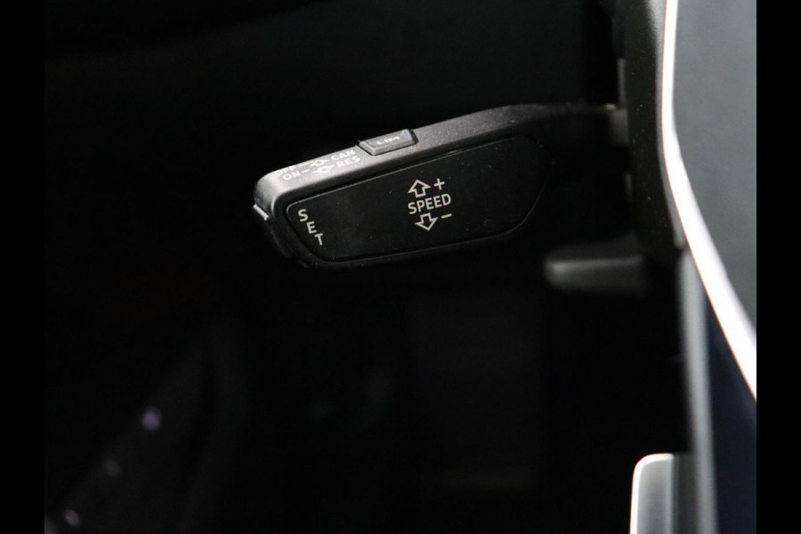 Audi e-tron 55 quattro Business edition | SOH 92% | Leder | Stoelverwarming | Luchtvering | Memory | Carplay | Navigatie | Virtual Cockpit | Cruise control | Full LED