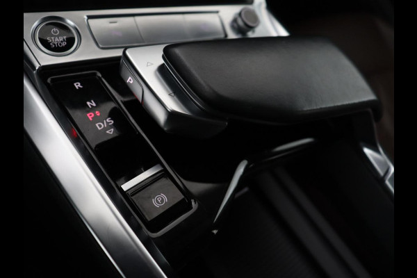 Audi e-tron 55 quattro Business edition | SOH 92% | Leder | Stoelverwarming | Luchtvering | Memory | Carplay | Navigatie | Virtual Cockpit | Cruise control | Full LED