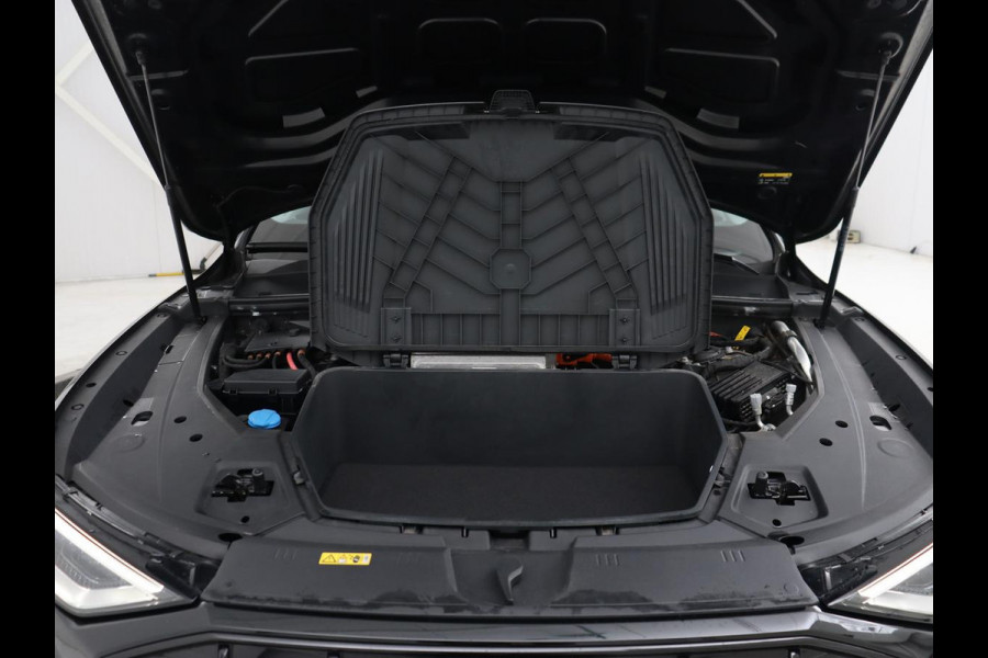 Audi e-tron 55 quattro Business edition | SOH 92% | Leder | Stoelverwarming | Luchtvering | Memory | Carplay | Navigatie | Virtual Cockpit | Cruise control | Full LED