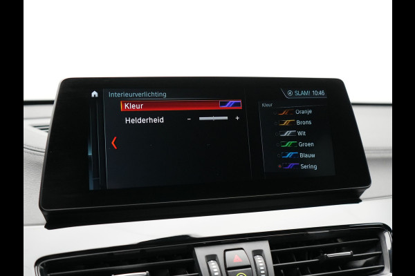 BMW X1 xDrive25e Sportline Plug In Hybrid 221pk Dealer O.H. PHEV | Panodak | Adaptive Cruise | Head Up | Camera | Lederen Sportstoelen Memory & Verwarmd | Sfeerverlichting | Stuur Verwarmd | Apple Carplay | Keyless | Navigatie | DAB |